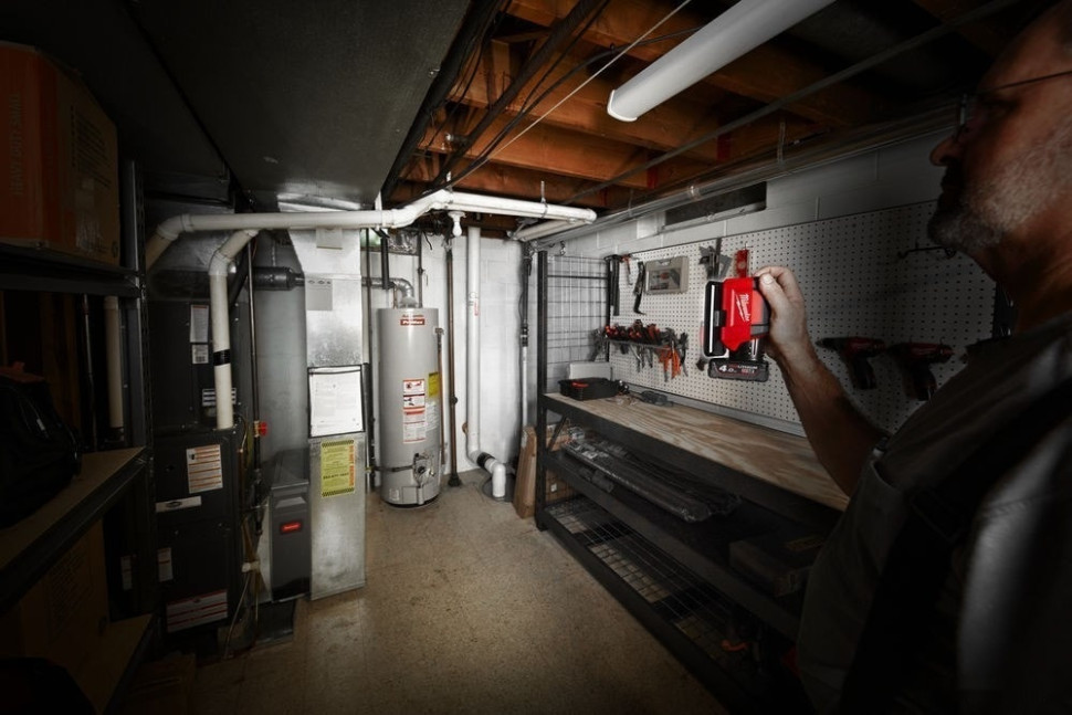 Фонарь Milwaukee M12 PAL-0 4933478226 (без АКБ)