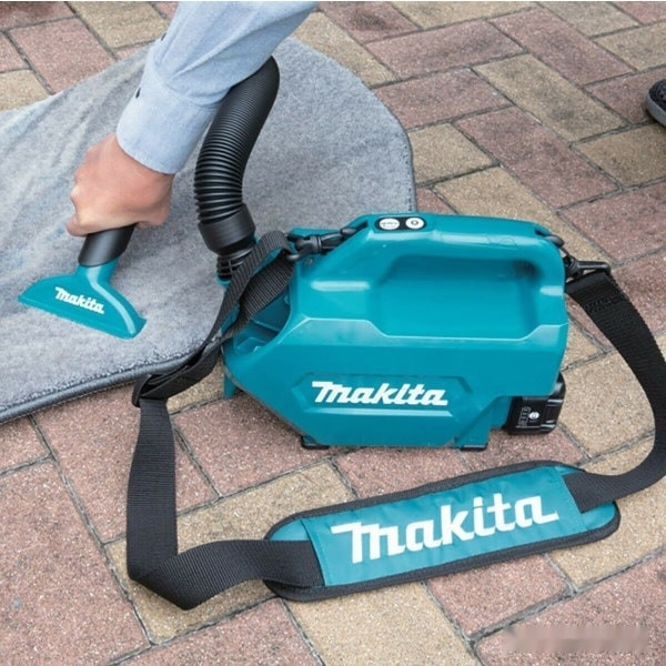 Пылесос Makita CL121DWA