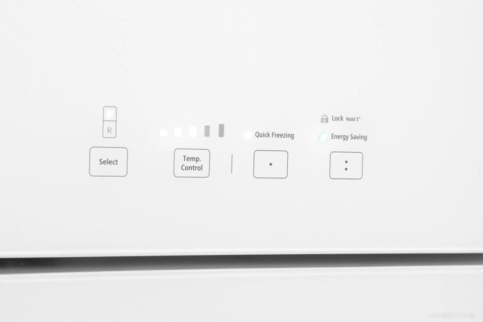 Четырёхдверный холодильник Hitachi R-W660PUC7GPW Четырёхдверный холодильник Hitachi R-W660PUC7GPW