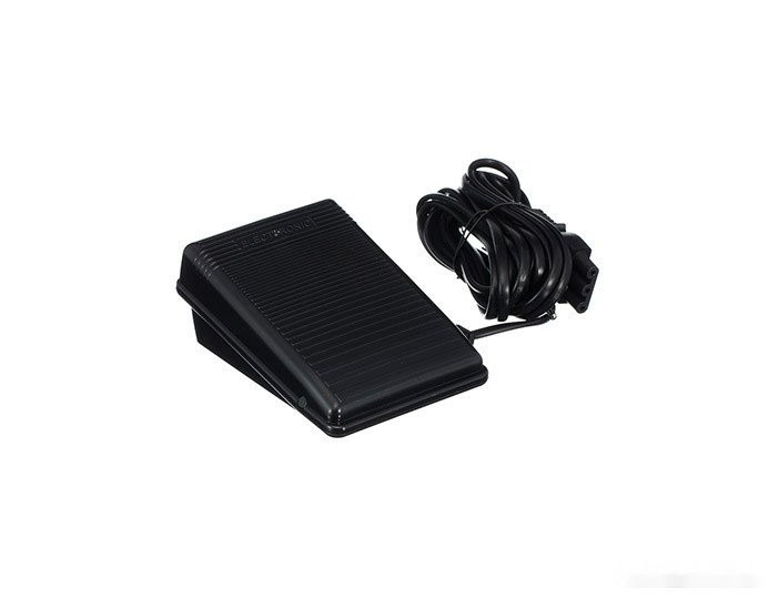 Электромеханическая швейная машина Janome SP901