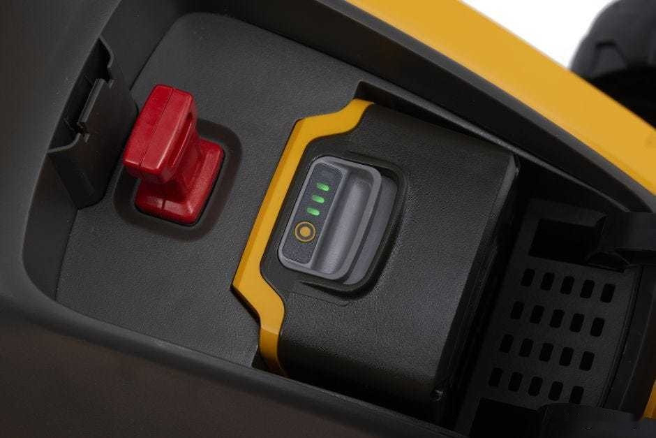 Газонокосилка Stiga Collector 136e Kit 291342068/ST2 (с 2-мя АКБ)