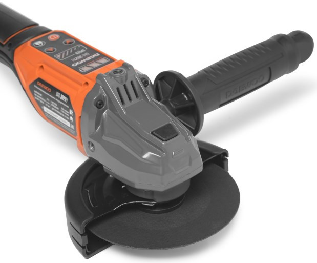 Угловая шлифмашина Daewoo Power DAG 3021Li Set (с 1-им АКБ) Угловая шлифмашина Daewoo Power DAG 3021Li Set (с 1-им АКБ)