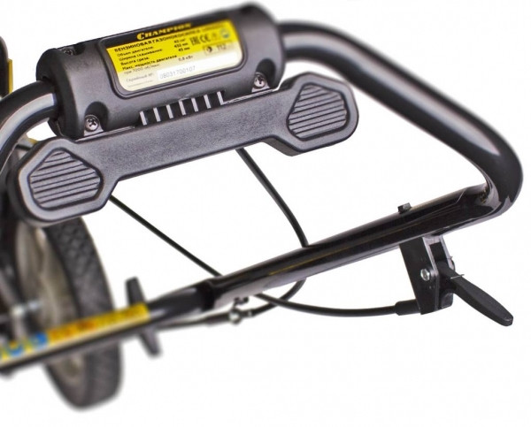 Колёсная газонокосилка Champion LMH4412 Колёсная газонокосилка Champion LMH4412