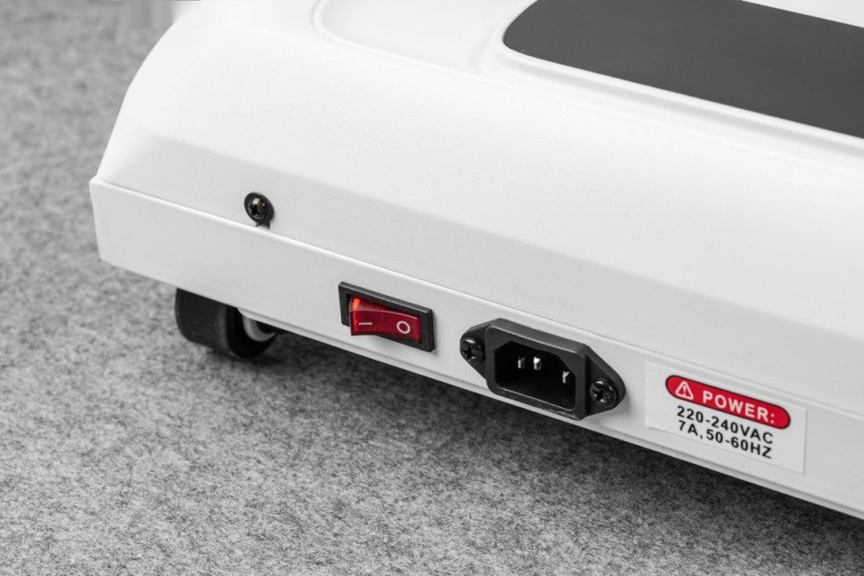 Беговая дорожка Sundays Fitness Simple Line А01 (белый) Беговая дорожка Sundays Fitness Simple Line А01 (белый)