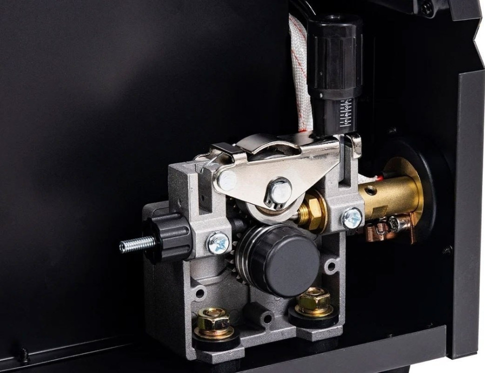 Сварочный инвертор Кедр Ultramig-200p Compact Сварочный инвертор Кедр Ultramig-200p Compact