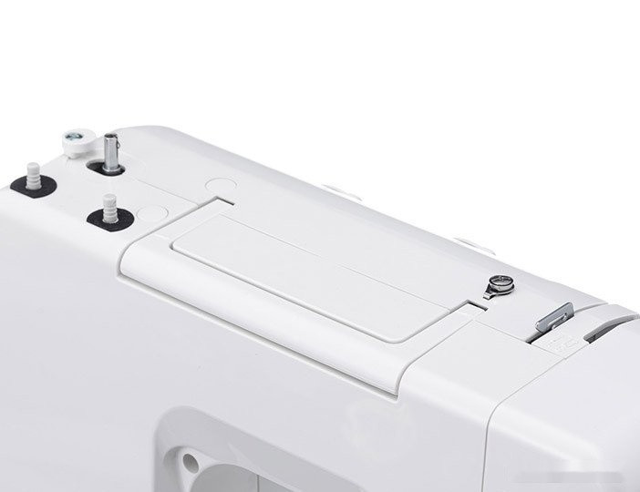 Электромеханическая швейная машина Janome ART67