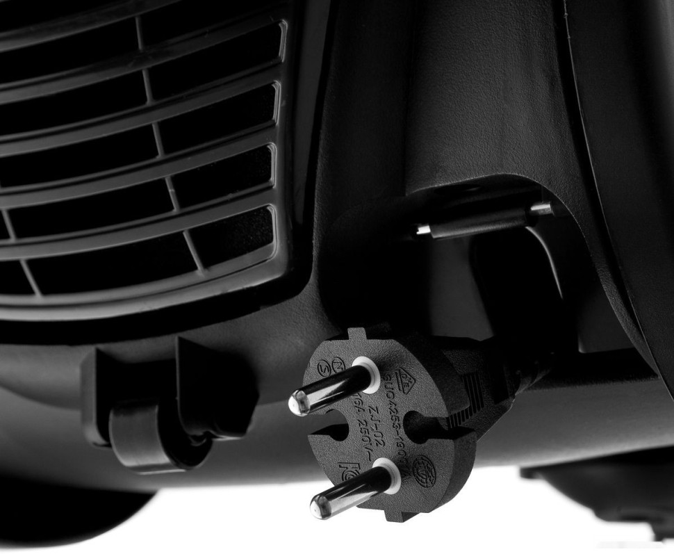 Пылесос Brayer BR4206 Пылесос Brayer BR4206