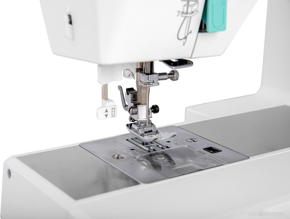 Электромеханическая швейная машина Necchi Q134A