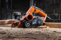 Электрорубанок AEG Powertools PL700 4935472008