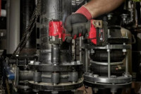 Гайковерт Milwaukee M18 FIW2F12-502X 4933478444 (с 2-мя АКБ, кейс)