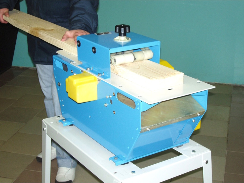 Деревообрабатывающий станок Могилевлифтмаш ИЭ-6009А2.1 Деревообрабатывающий станок Могилевлифтмаш ИЭ-6009А2.1