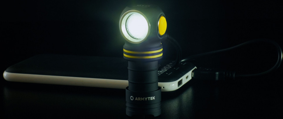 Фонарь Armytek Elf C1 Micro-USB (белый)