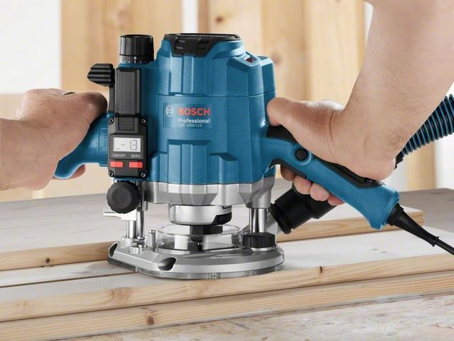 Фрезер Bosch GOF 1250 LCE Фрезер Bosch GOF 1250 LCE