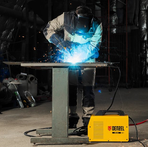 Сварочный аппарат Denzel IMIG-200 Сварочный аппарат Denzel IMIG-200