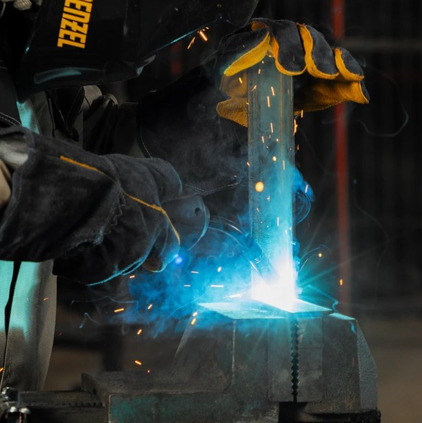 Сварочный аппарат Denzel IMIG-200 Сварочный аппарат Denzel IMIG-200