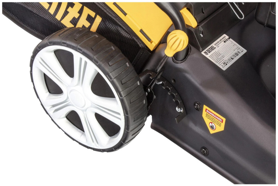 Бензиновая газонокосилка Denzel GLD-460 Бензиновая газонокосилка Denzel GLD-460