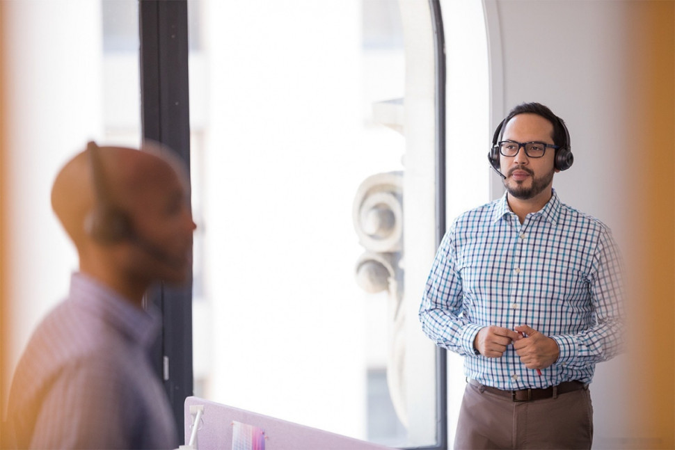 Наушники Plantronics Savi W8220-M