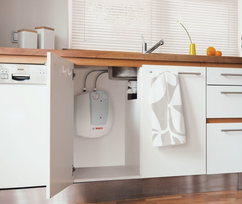 Водонагреватель Bosch TR2000T 15 T 7736504744 Водонагреватель Bosch TR2000T 15 T 7736504744