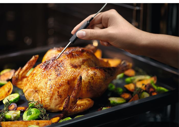 Духовой шкаф Electrolux SteamBake 600 KODEC75X2