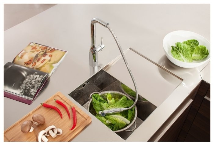 Смеситель Grohe Essence 30270000