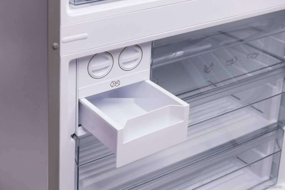 Холодильник Sharp SJ-653GHXI52R Холодильник Sharp SJ-653GHXI52R