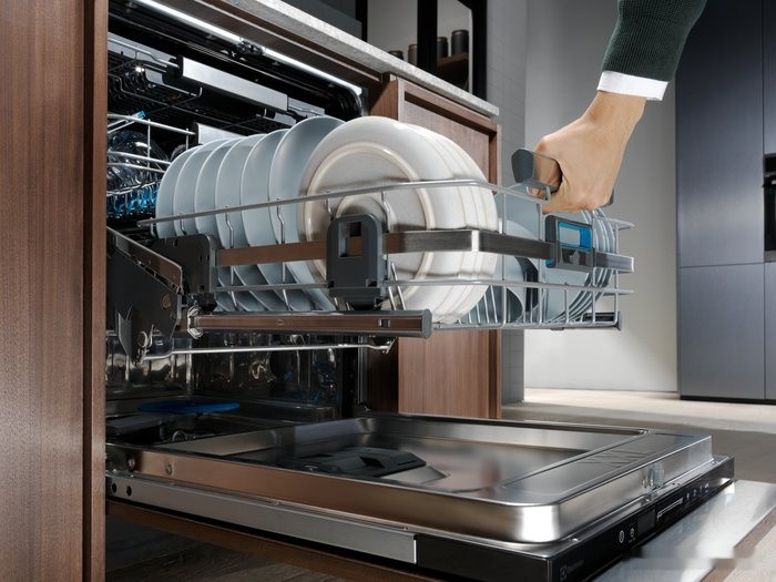 Посудомоечная машина Electrolux EEC67310L