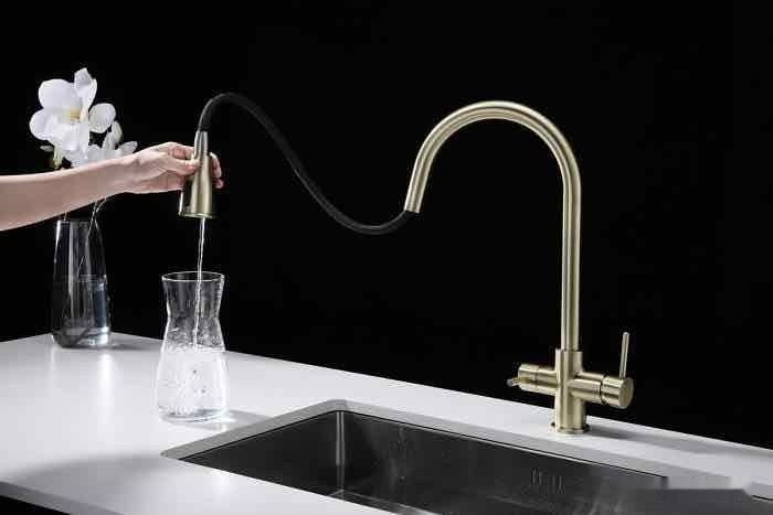 Смеситель Paulmark Lange La214212-BR (бронза) Смеситель Paulmark Lange La214212-BR (бронза)