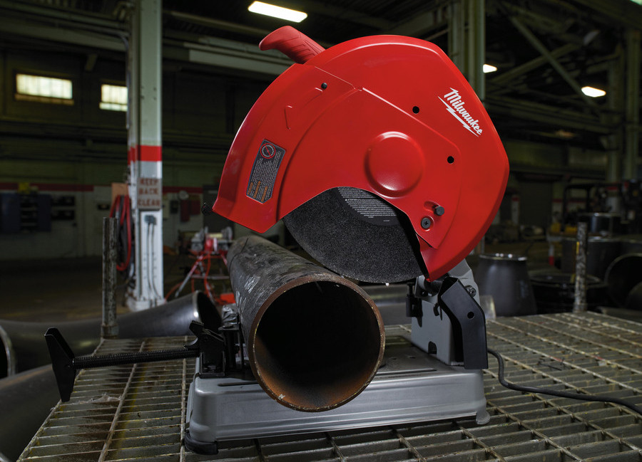 Дисковая пила Milwaukee CHS355 Дисковая пила Milwaukee CHS355