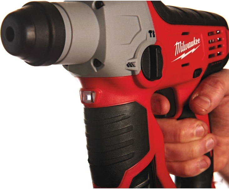 Перфоратор Milwaukee M12 H-0 4933431355 (без АКБ) Перфоратор Milwaukee M12 H-0 4933431355 (без АКБ)