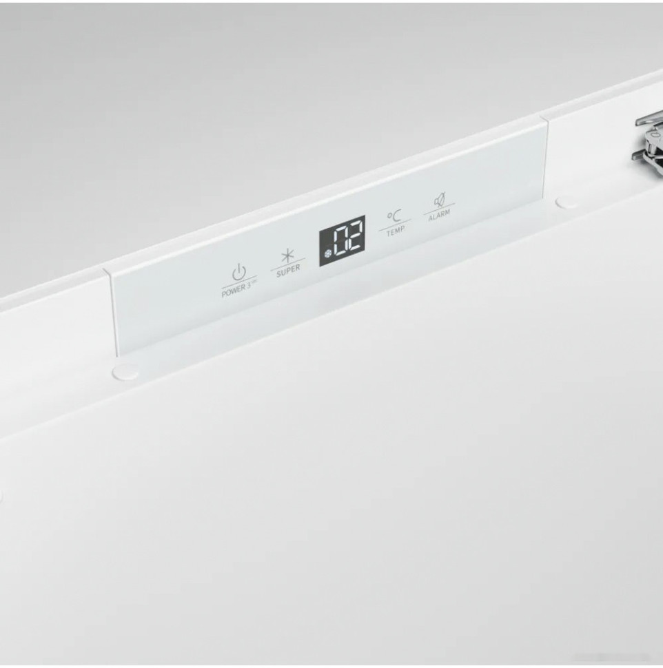 Мини-холодильник Kuppersberg RCBU 815