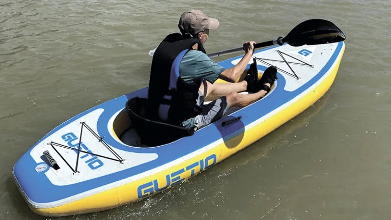 Надувная лодка GUETIO GT305KAY Inflatable Single Seat Fishing Kayak Надувная лодка GUETIO GT305KAY Inflatable Single Seat Fishing Kayak