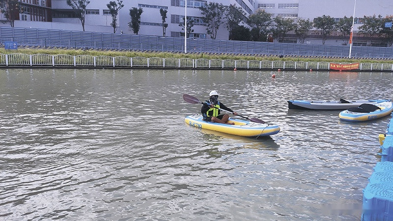 Надувная лодка GUETIO GT305KAY Inflatable Single Seat Fishing Kayak Надувная лодка GUETIO GT305KAY Inflatable Single Seat Fishing Kayak