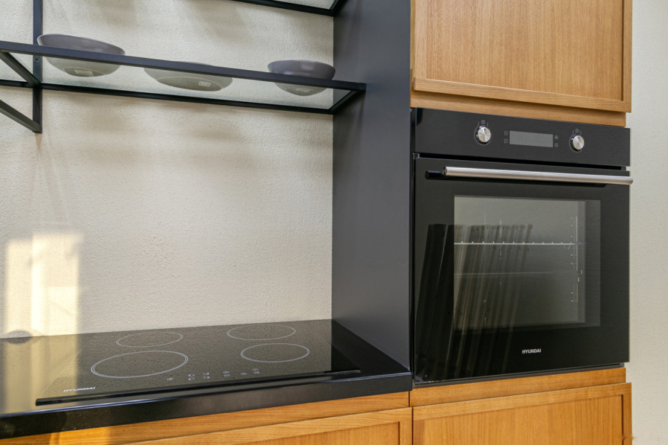 Духовой шкаф Hyundai HEO 6648 BG Духовой шкаф Hyundai HEO 6648 BG