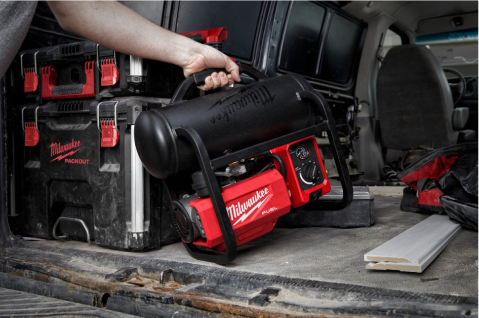 Компрессор Milwaukee M18 FUEL FAC-0 4933472166 (без АКБ)
