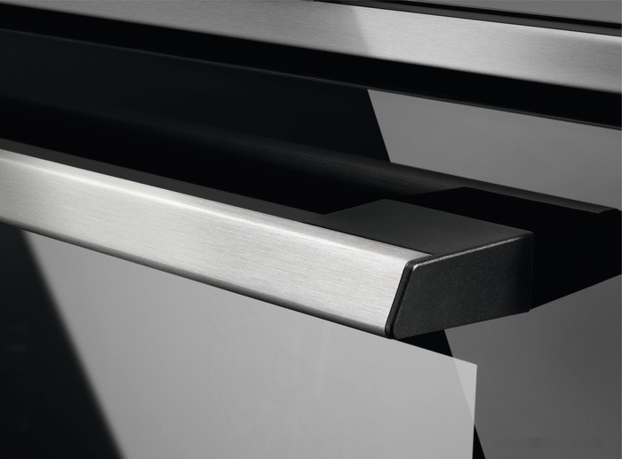 Духовой шкаф Electrolux EVL6E40X Духовой шкаф Electrolux EVL6E40X