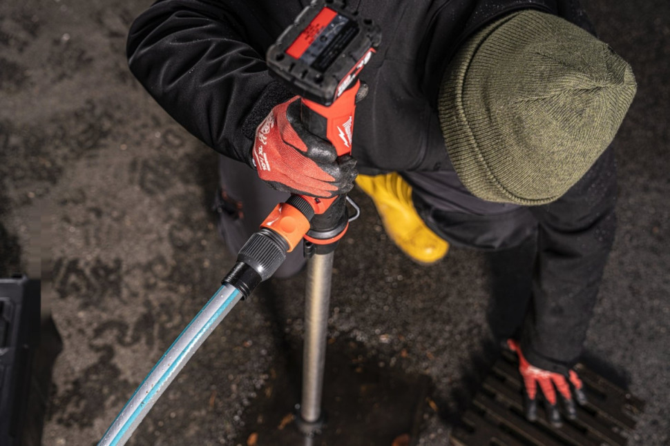 Дренажный насос Milwaukee M12 BSWP-601 4933479640 (с 1-им АКБ)