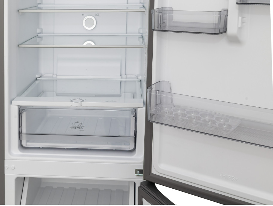 Холодильник с нижней морозильной камерой Hotpoint HT 5200 C MX Холодильник с нижней морозильной камерой Hotpoint HT 5200 C MX