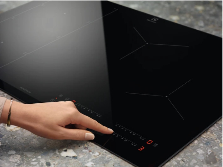 Варочная панель Electrolux CIL61443C Варочная панель Electrolux CIL61443C