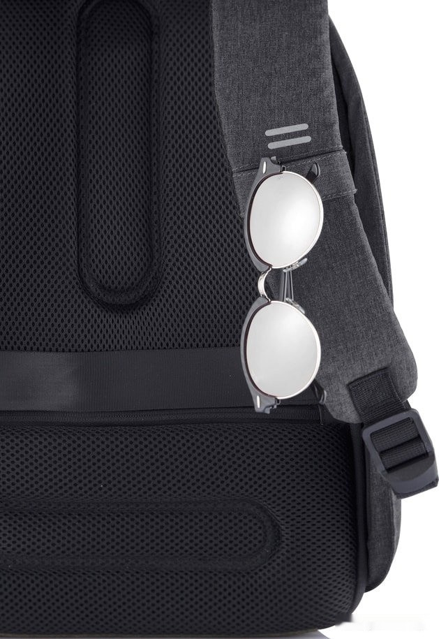 Рюкзак XD Design Bobby Hero Regular (черный)