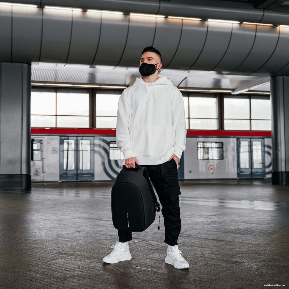 Рюкзак XD Design Bobby Hero Regular (черный)