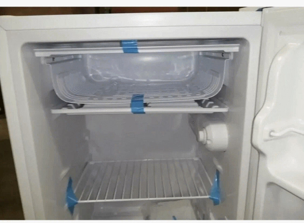 Однокамерный холодильник Snowcap RT-90 Однокамерный холодильник Snowcap RT-90