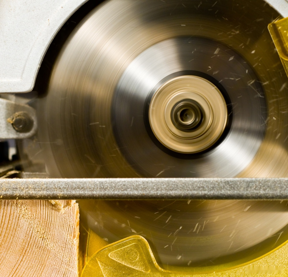 Дисковая (циркулярная) пила Oasis PC-210 Дисковая (циркулярная) пила Oasis PC-210