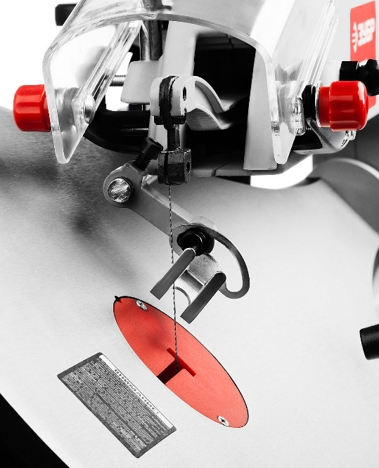 Деревообрабатывающий станок ЗУБР ЗСЛ-250 Деревообрабатывающий станок ЗУБР ЗСЛ-250