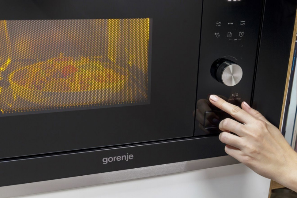 Микроволновая печь Gorenje BM201AG1X