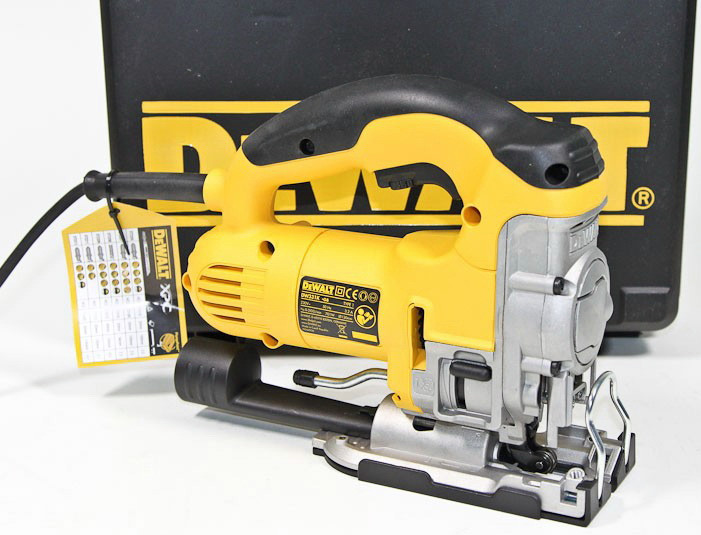 Лобзик DeWALT DW331K Лобзик DeWALT DW331K