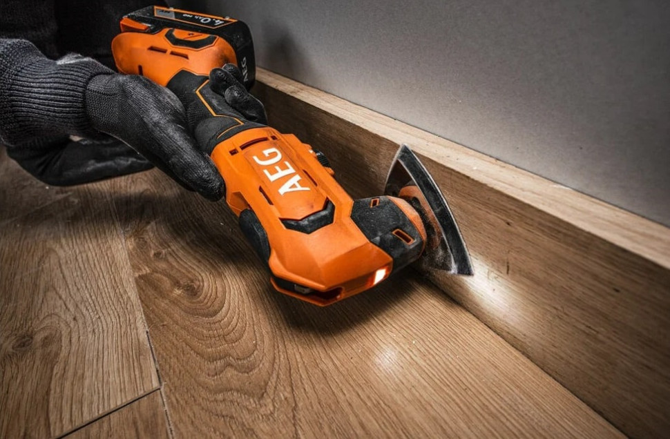 Реноватор AEG Powertools BMT18-0 4935478943 (без АКБ) Реноватор AEG Powertools BMT18-0 4935478943 (без АКБ)