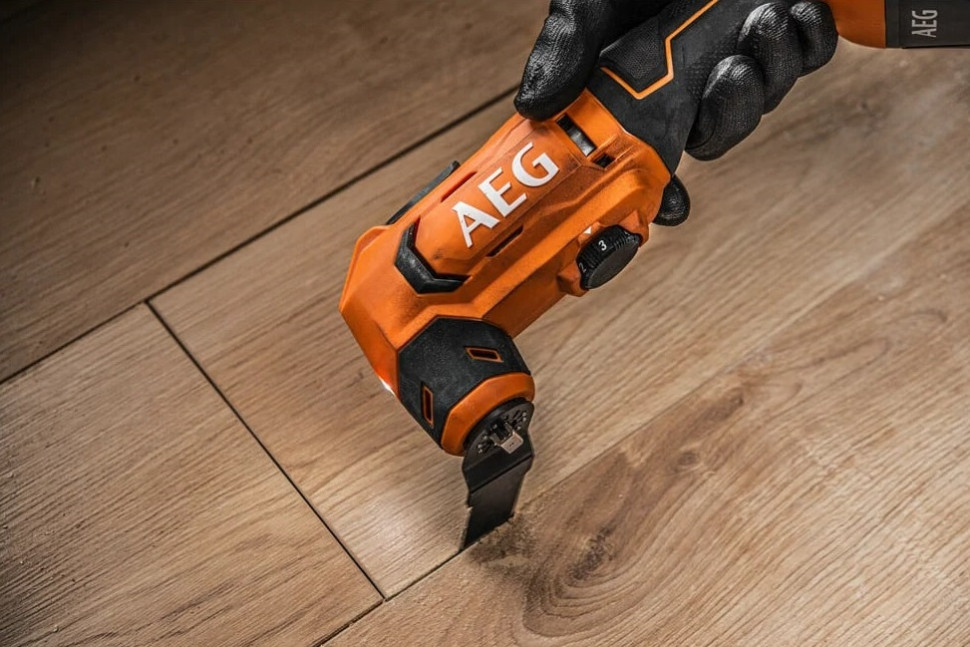 Реноватор AEG Powertools BMT18-0 4935478943 (без АКБ) Реноватор AEG Powertools BMT18-0 4935478943 (без АКБ)