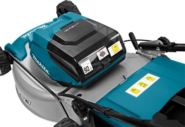 Газонокосилка Makita DLM460PT2 (с 2-мя АКБ) Газонокосилка Makita DLM460PT2 (с 2-мя АКБ)