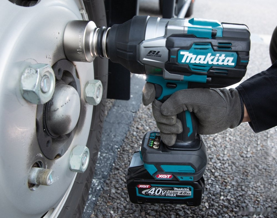 Гайковерт Makita TW001GM101 (с 1-им АКБ) Гайковерт Makita TW001GM101 (с 1-им АКБ)