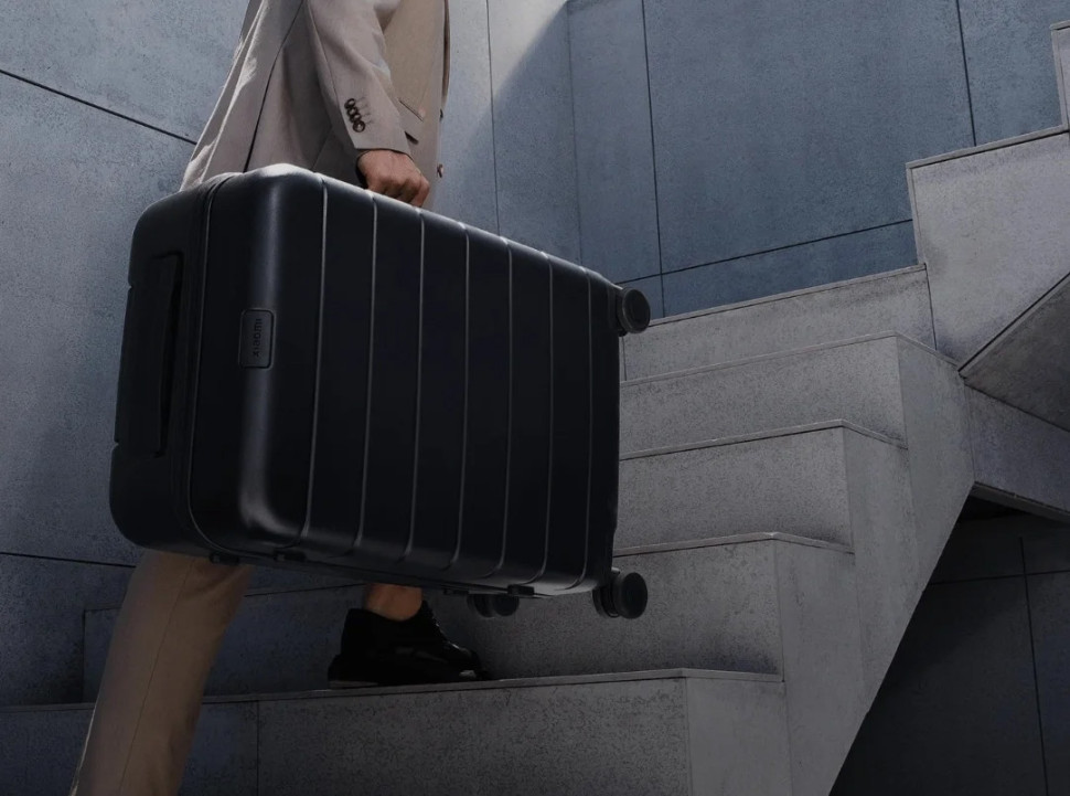 Чемодан Xiaomi Luggage Classic Pro 20" BHR8602GL (черный) Чемодан Xiaomi Luggage Classic Pro 20" BHR8602GL (черный)